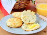 Scallions And Cheddar Buttermilk Biscuits